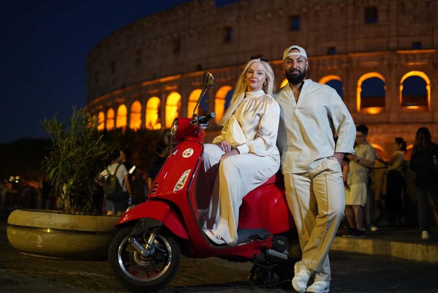 Rome: Vespa Scooter Night Tour with Pro Photographer service - Colosseum: the first photo stop