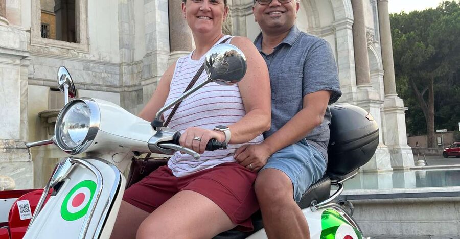 Rome: Vespa Self-Drive Tour with Gelato - Why a Vespa works well in Rome