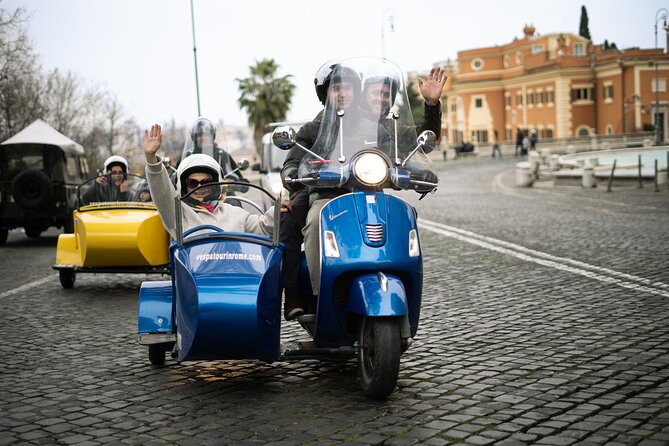 Rome Vespa Sidecar Food Tour with Local Tastings - Pyramid of Cestius and Roman gelato