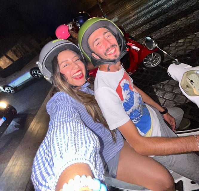 Rome: Vespa Tour & Professional Photoshoot - Acqua Paola and the Janiculum Hill photo stop