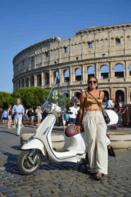 Rome: Vespa tour “When in Rome” with Dessert and Photography - Comfort, age limits, and practical limits