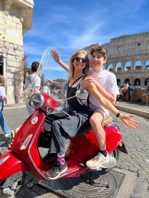 Rome: Vespa Tour with Local Guide - Santa Sabina and the Aventine setting