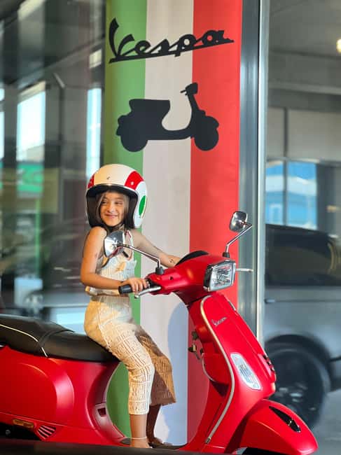 Rome: Vespa Tour with Local Guide - The Mouth of Truth and a Roman legend