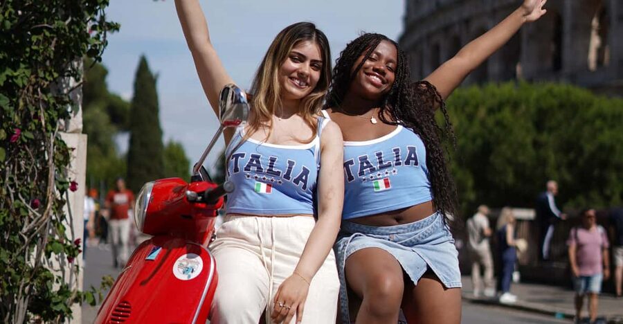 Rome: Vespa Tour with Photo services Small‑Group Highlights - The Colosseum: a strong opening photo stop