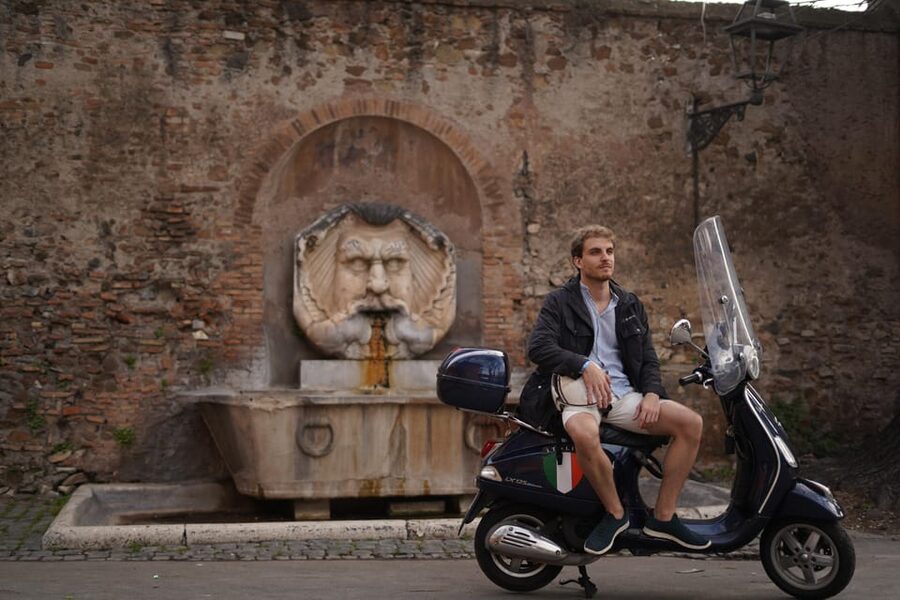 Rome: Vespa Tour with Photo services Small‑Group Highlights - Circus Maximus and the quick ride through ancient Rome