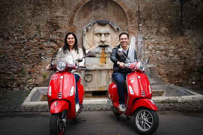 Rome: Vespa Tour with Professional Photoshoot - Gianicolo Terrace for the final views