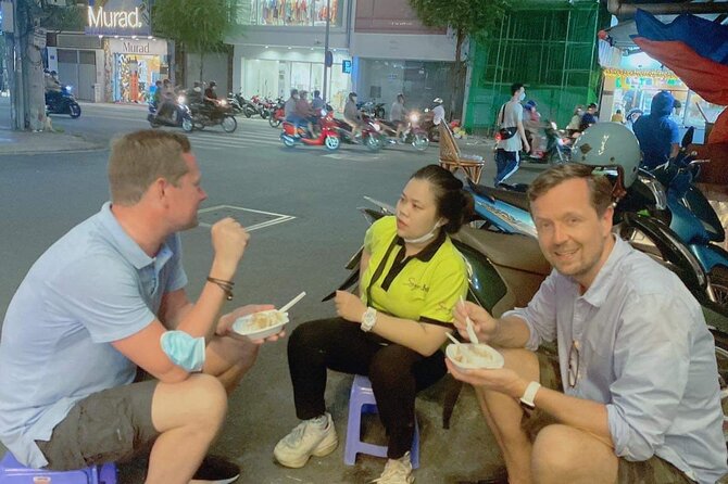 Saigon: City Unseen Highlights 2h Tour | Opt: Ao Dai Riders - Nguyen Hue Street: Saigon’s polished central stage