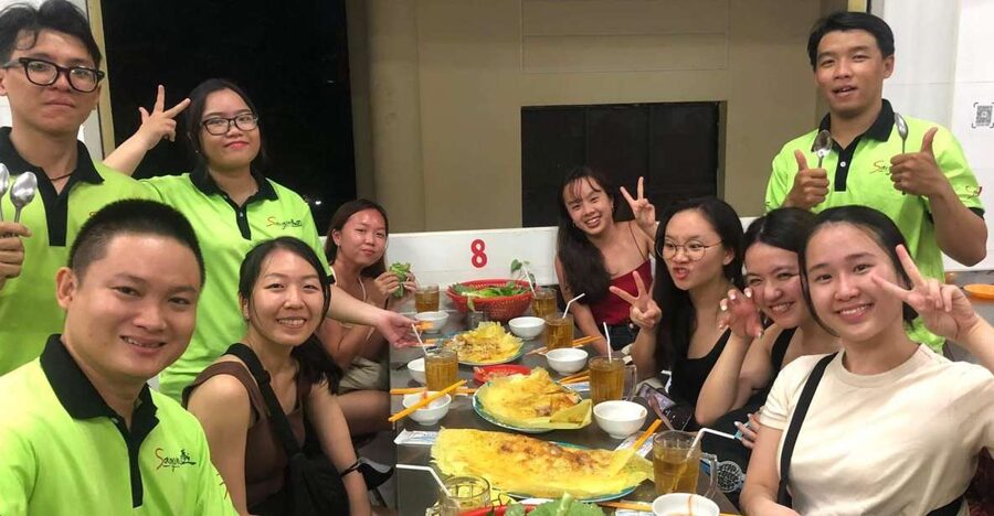 Saigon: Night Sightseeing And Street Food Tour By Vespa - Key Points Before You Book