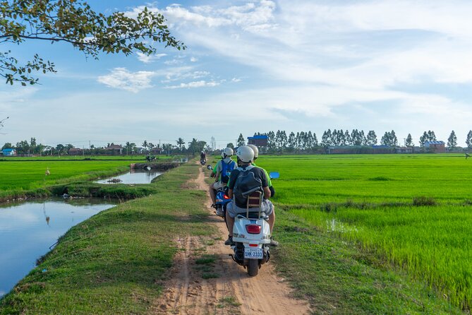 Siem Reap Countryside Sunset Vespa Tour / Tuk Tuk Available - Key points to know before booking