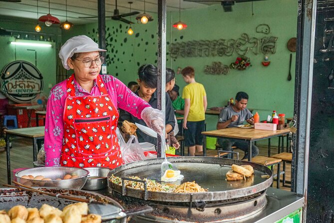 Siem Reap Evening Foodie Vespa Tour / Tuk Tuk Available - Why a Vespa is a good way to see Siem Reap after dark