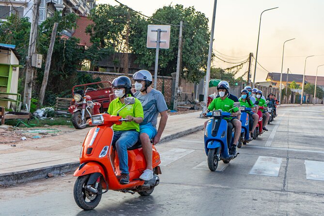 Siem Reap Evening Foodie Vespa Tour / Tuk Tuk Available - What the $40.50 price really buys you
