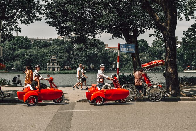Small Group Vespa Sidecar Tour in Hanoi - Why a Vespa sidecar works so well in Hanoi
