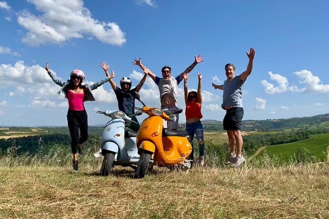 Tuscany Sunset Vespa tour with Dinner at a Chianti Winery - San Gimignano in one focused hour