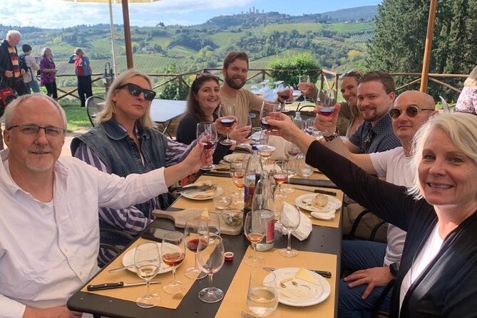 Tuscany Vespa Tour with Lunch and Wine Tasting in Chianti Area - Two hours on a Vespa through Tuscany