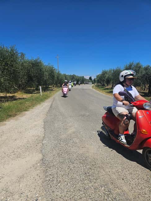 Tuscany: Vespa Tour with Traditional Lunch - From Florence to the Chianti Rufina hills