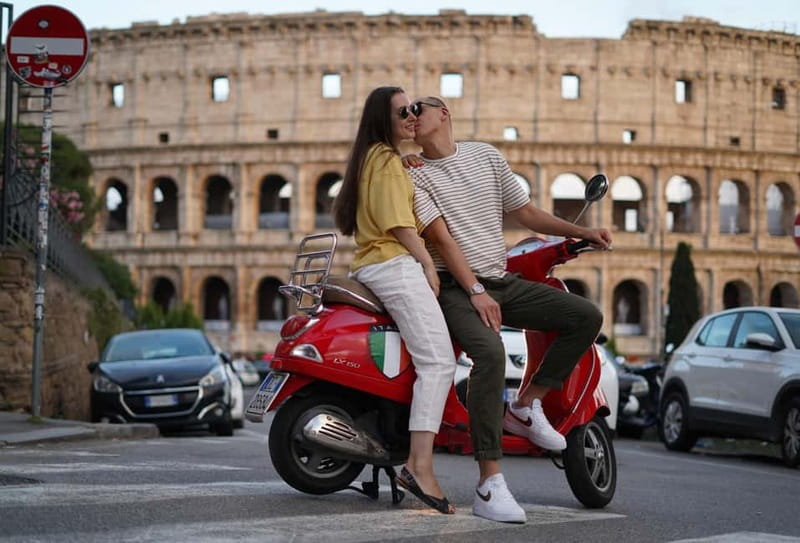 Vespa city tour in Rome with two different routes - Key points before you book