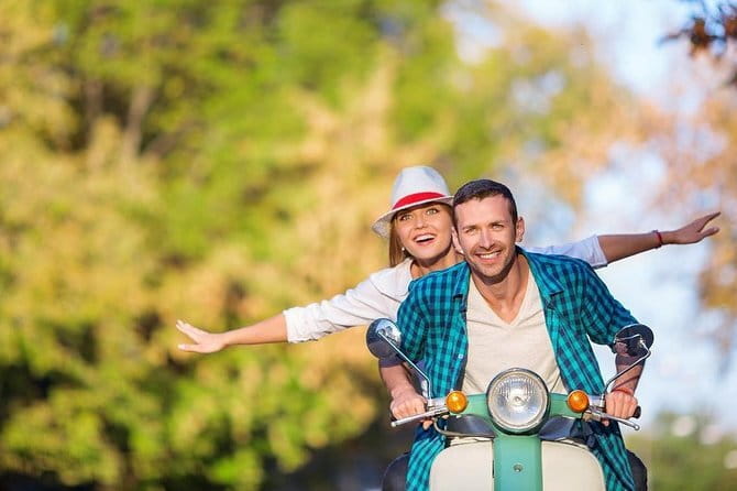 Vespa Motorcycle rental in Florence - Why a Vespa changes the way you see Florence