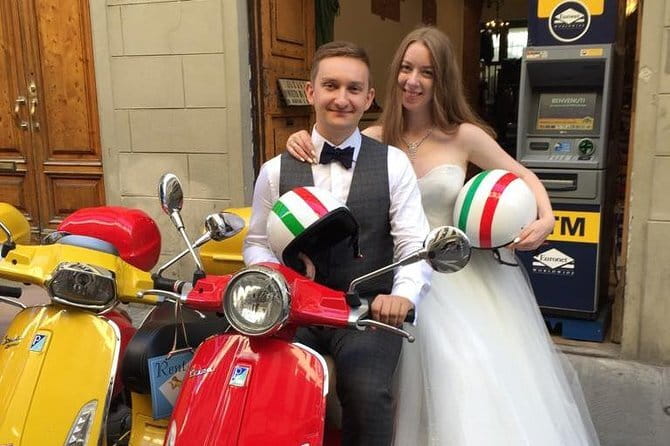 Vespa Motorcycle rental in Florence - Choosing between one hour and one full day