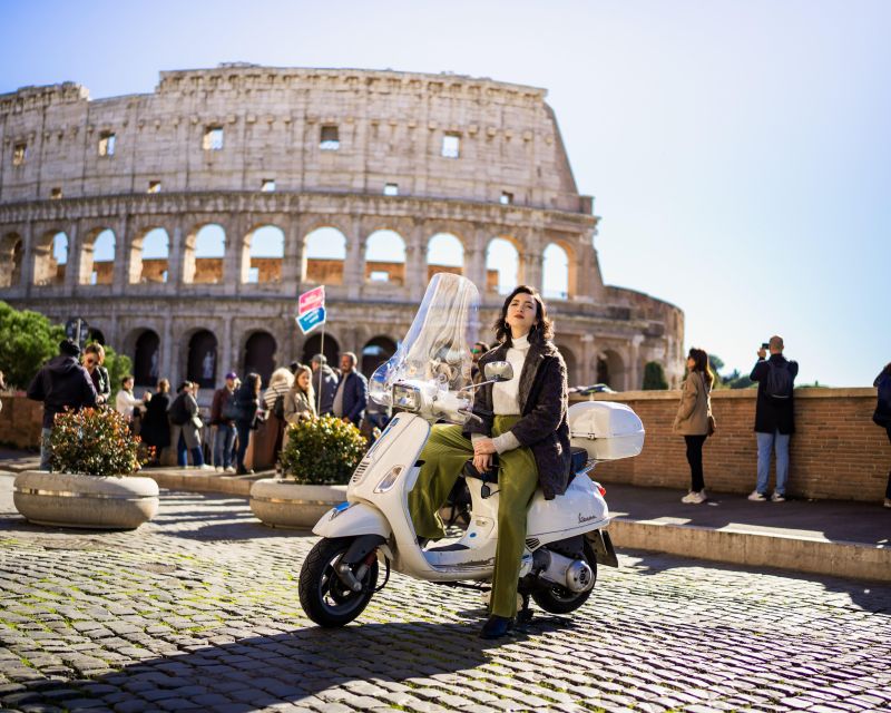 Vespa scooter tour in Rome with Pro-Photographer - What the photography service includes
