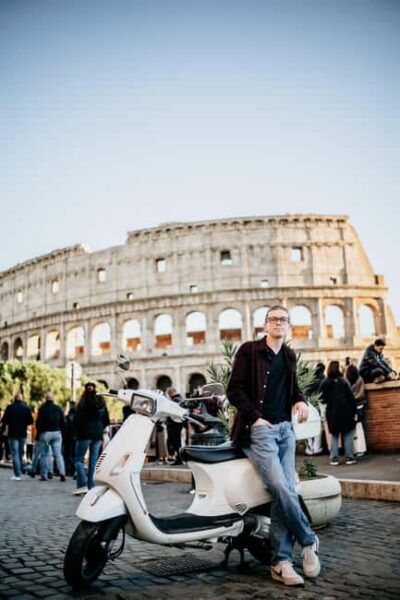 Vespa Scooter Tour “Rome as a Local”