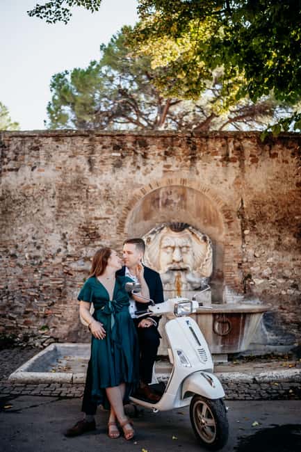 Vespa Scooter Tour "Rome as a Local" - Trastevere, the Tiber, and the Fontana di Acqua Paola