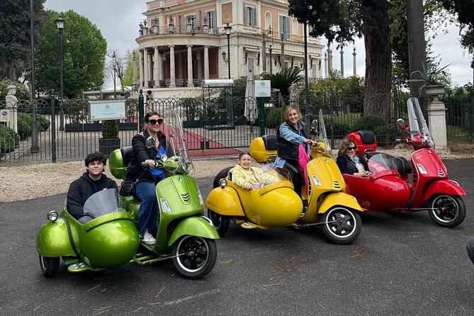 Vespa Sidecar Tour in Rome - What the guides add to the experience