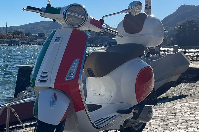 Vespa tour adventure on the lake - Starting in Como at Viale Geno