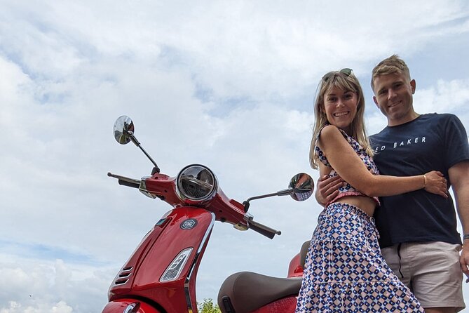 Vespa tour adventure on the lake - Ossuccio, Comacina Island, and time by the water