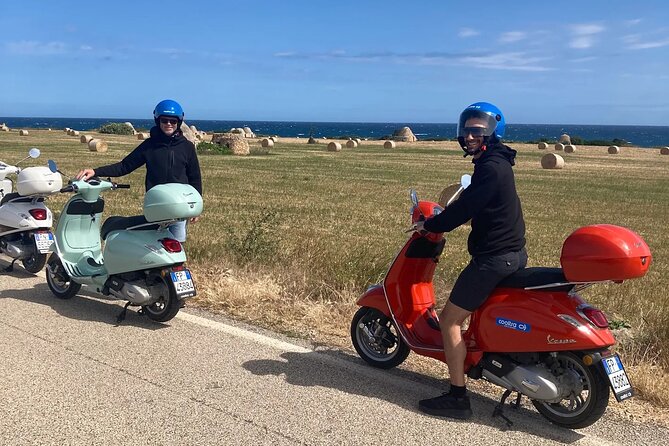 Vespa tour from Polignano to Savelletri with octopus sandwich - Starting in Polignano a Mare at 3 p.m.