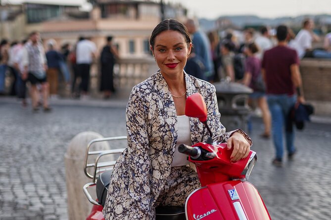 Vespa Tour Guided by Local in Rome - Santa Sabina and the orange-tree story
