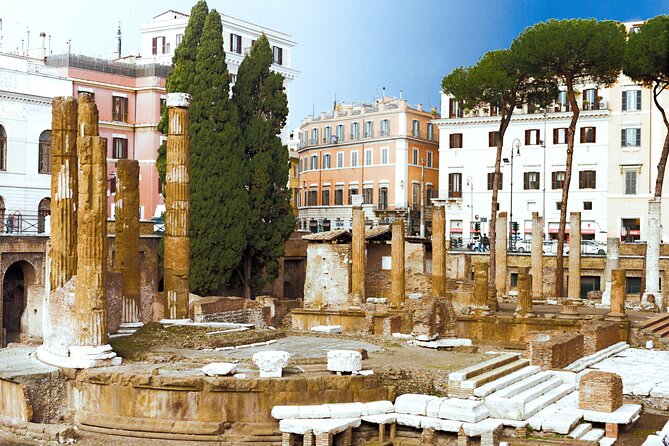 Vespa Tour Highlights of Rome - Piazza Venezia, the Jewish Ghetto, and Teatro di Marcello