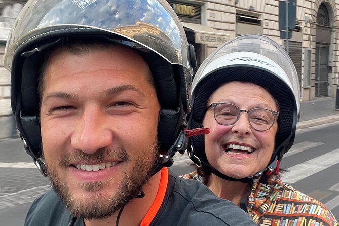 Vespa Tour in Rome with Nicolò - Piazza di Spagna and the Spanish Steps
