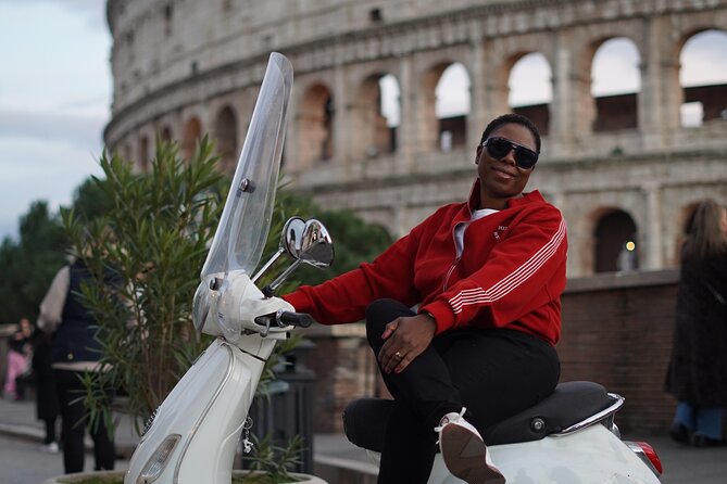 Vespa Tour in Rome with professional photographer - Gianicolo’s broad view over Rome
