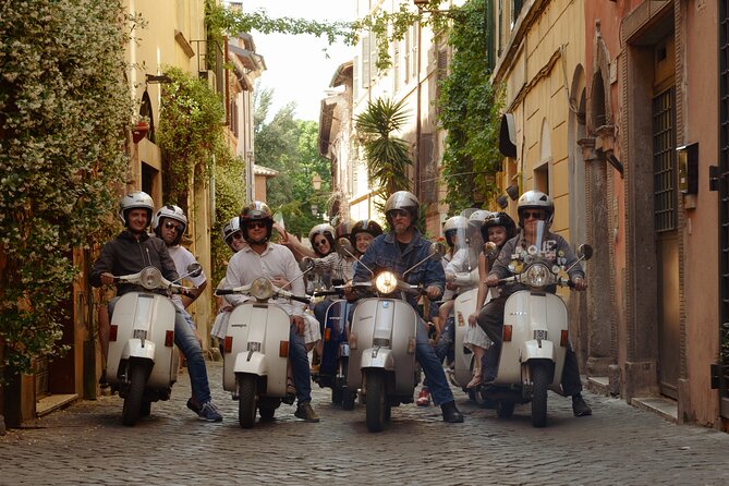 Vespa Tour with driver Rome By Night 3 hours - St. Peter’s Basilica from the road