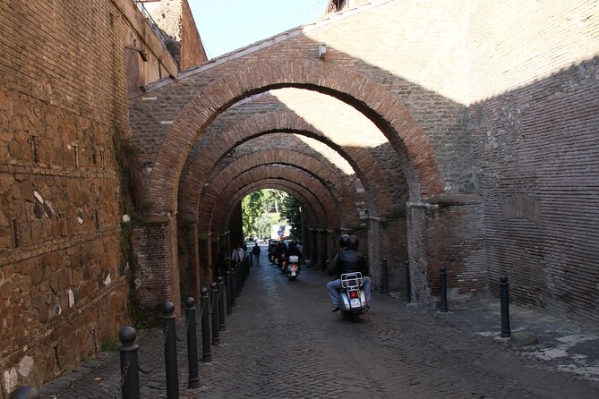 Vespa Tour with driver Rome By Night 3 hours - The Colosseum and the limits of a short stop