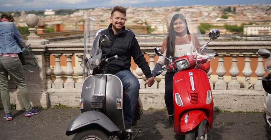 Vespa Tour with Professional Photographer - The Colosseum photo stop: 20 minutes