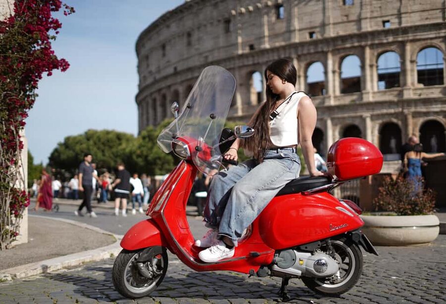 Vespa - Wine and Photography service in Rome - Key points before you book