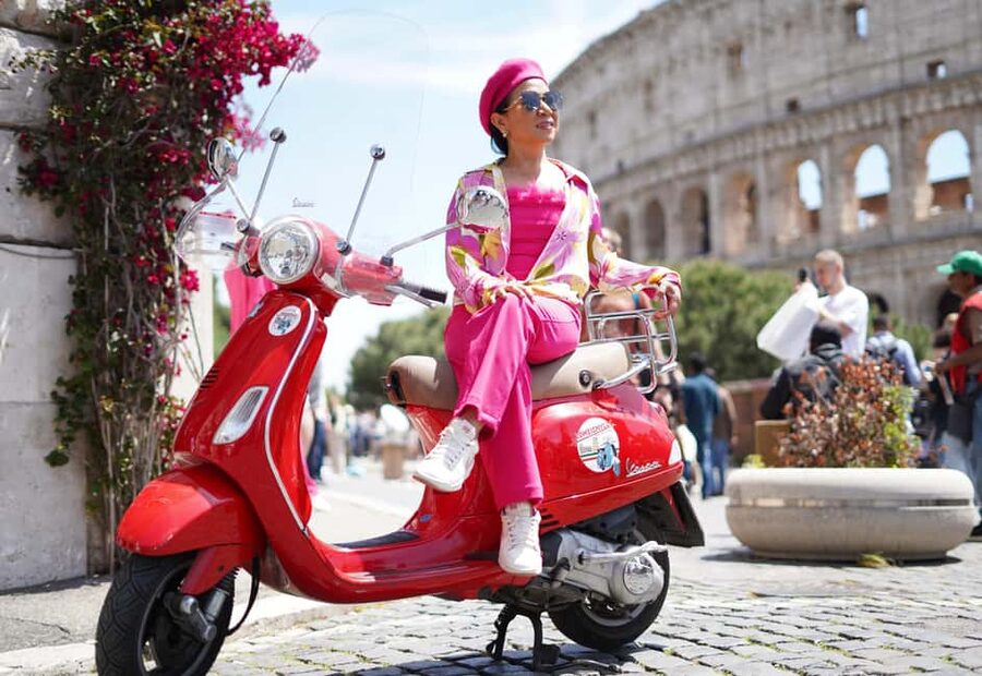 Vespa - Wine and Photography service in Rome - Why this short Vespa ride works